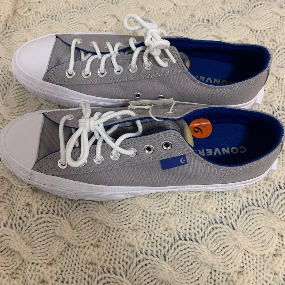 Converse men’s Gray and Blue Sneakers